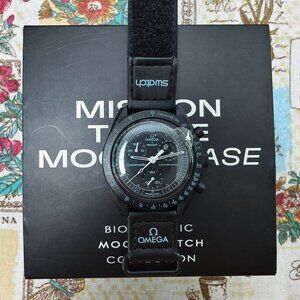 🎊NWT🎊Swatch X Omega MoonSwatch Mission To The Moonphase - NEW MOON Watch
